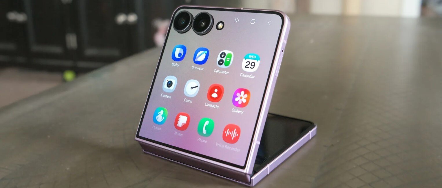 Xếp hạng smartphone màn hình gập tốt nhất hiện nay - 2