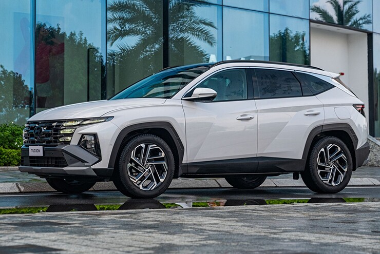Triệu hồi hơn 13.000 xe Hyundai Tucson vì lỗi camera - 1