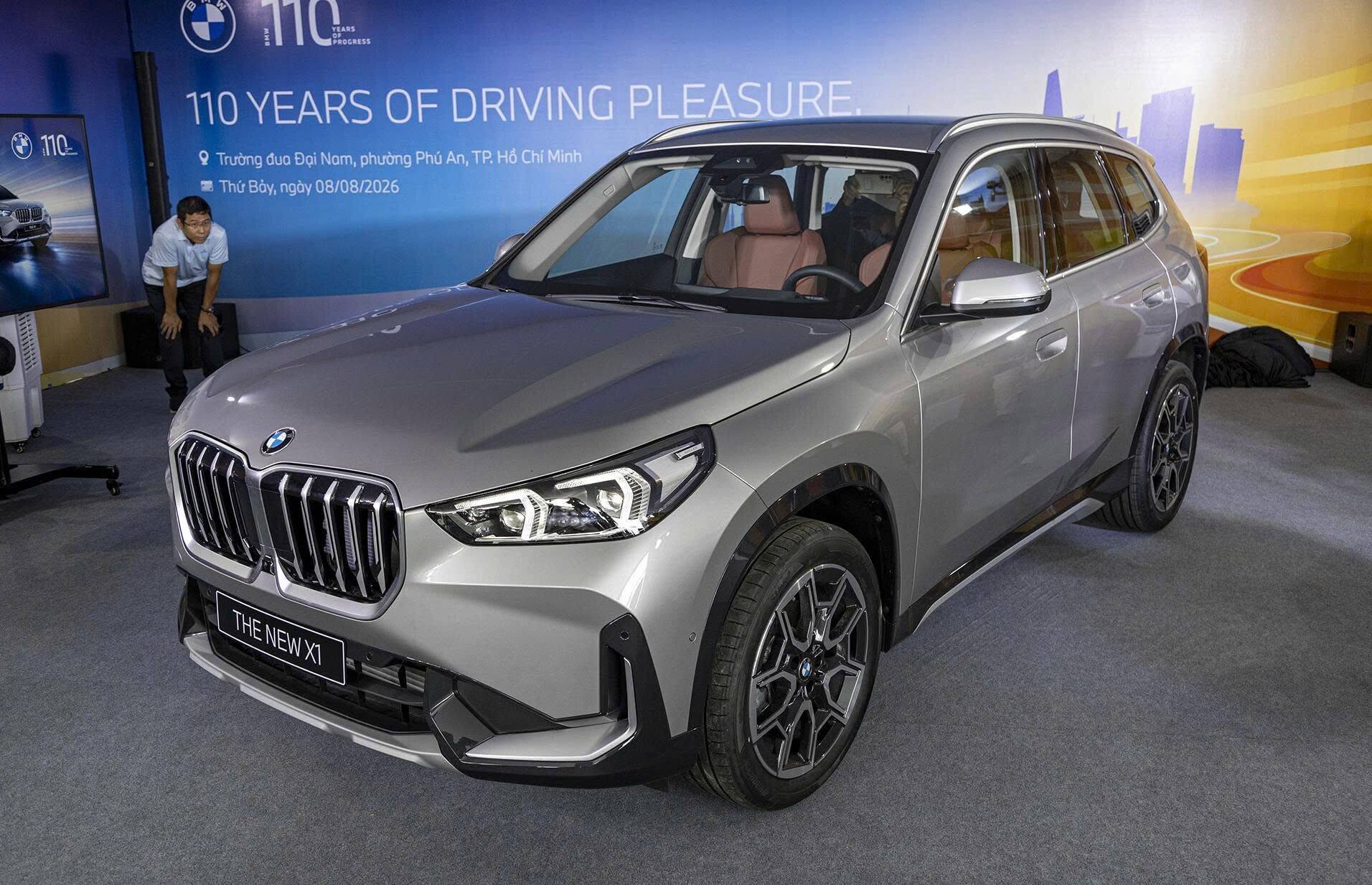 BMW X1 công bố giá bán gần 1,7 tỷ đồng tại VIệt Nam - 1