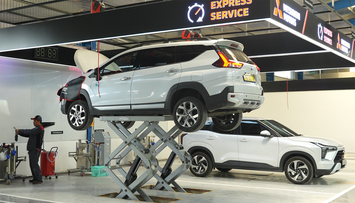 Mitsubishi Xforce giảm giá 72 triệu đồng vì được hỗ trợ lệ phí trước bạ - 5