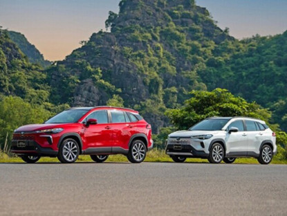 Giao thông - Nên chọn xe MPV 7 chỗ thực dụng hay SUV đa dụng 5 chỗ?