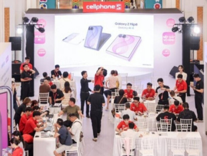 Thông tin doanh nghiệp - Samsung Galaxy Z8 Series ngày đầu mở bán: Điều gì khiến nhiều người chọn CellphoneS?