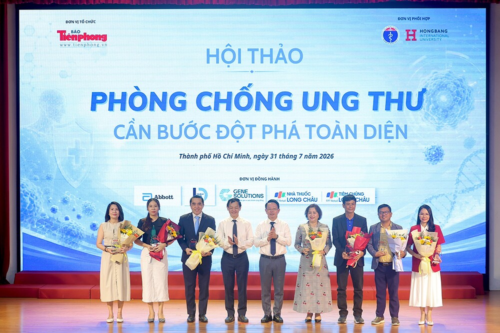 Chuyên gia nhận định dinh dưỡng cần được xem là một phần quan trọng của hành trình điều trị ung thư - 2