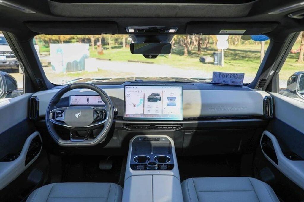 Ford Bronco động cơ điện có gì để khách hàng Việt mong chờ - 4