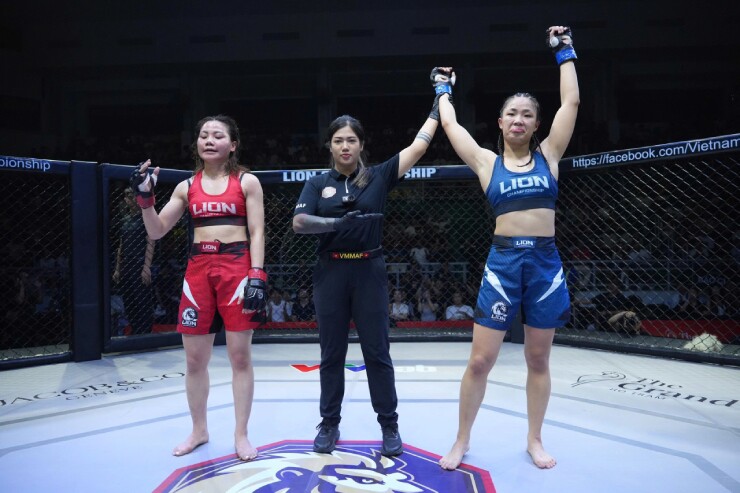 MMA Việt cực nóng: "Nữ tổng tài" Ngọc Linh khiến hot girl tán thủ "ôm hận" - 1
