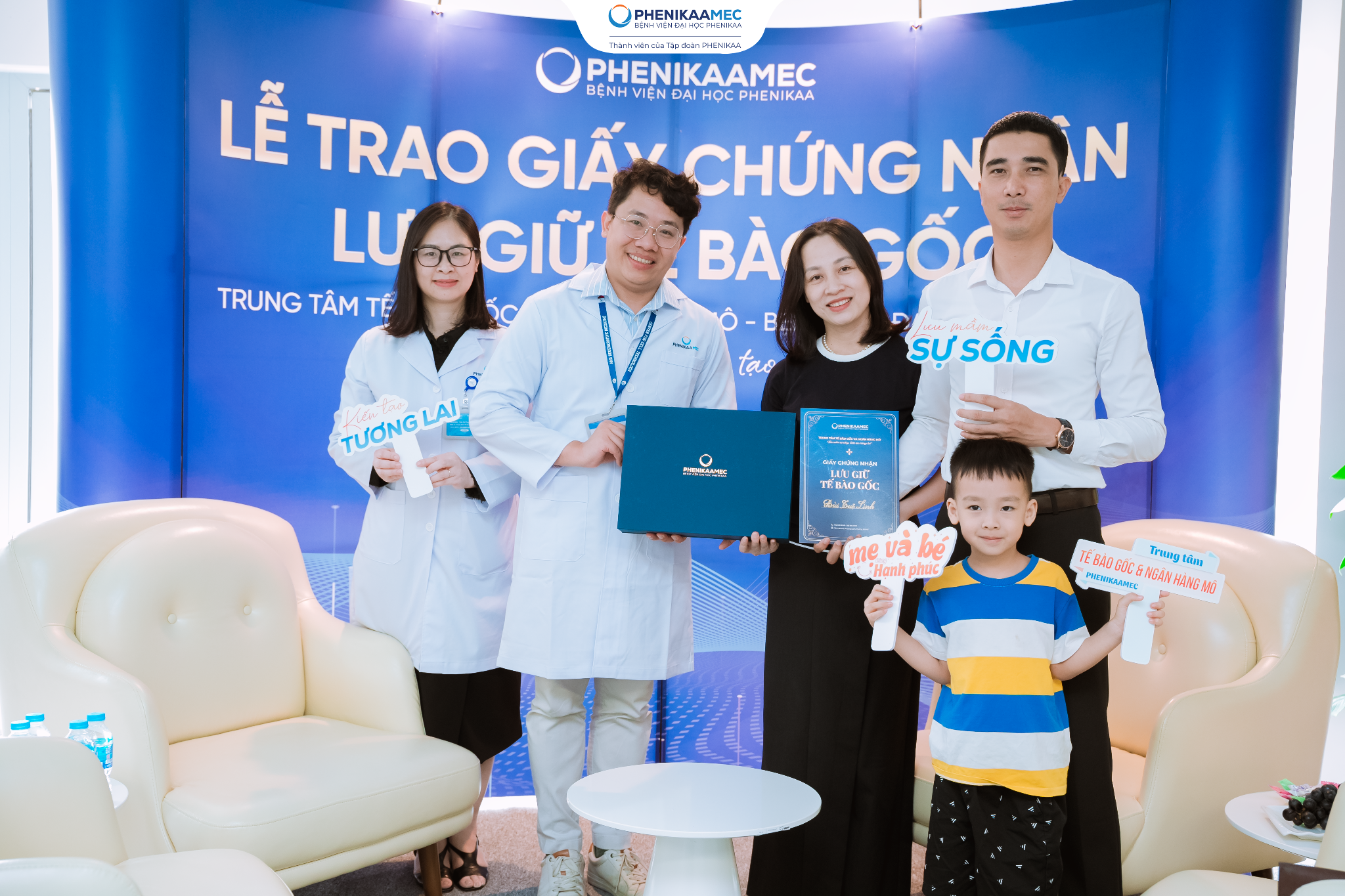 PhenikaaMec triển khai gói lưu giữ tế bào gốc từ ba nguồn khác nhau cho cả mẹ và bé - 1
