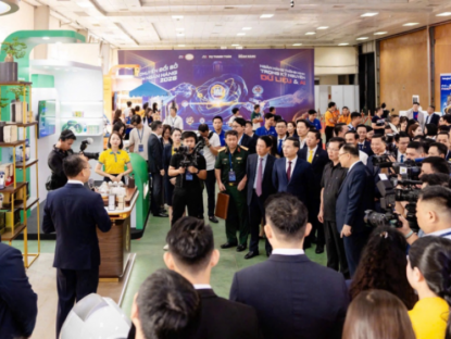 Thông tin doanh nghiệp - Nam A Bank bứt phá trong kỷ nghuyên dữ liệu và AI: Từ trạm công dân số đến hạ tầng thanh toán xuyên biên giới