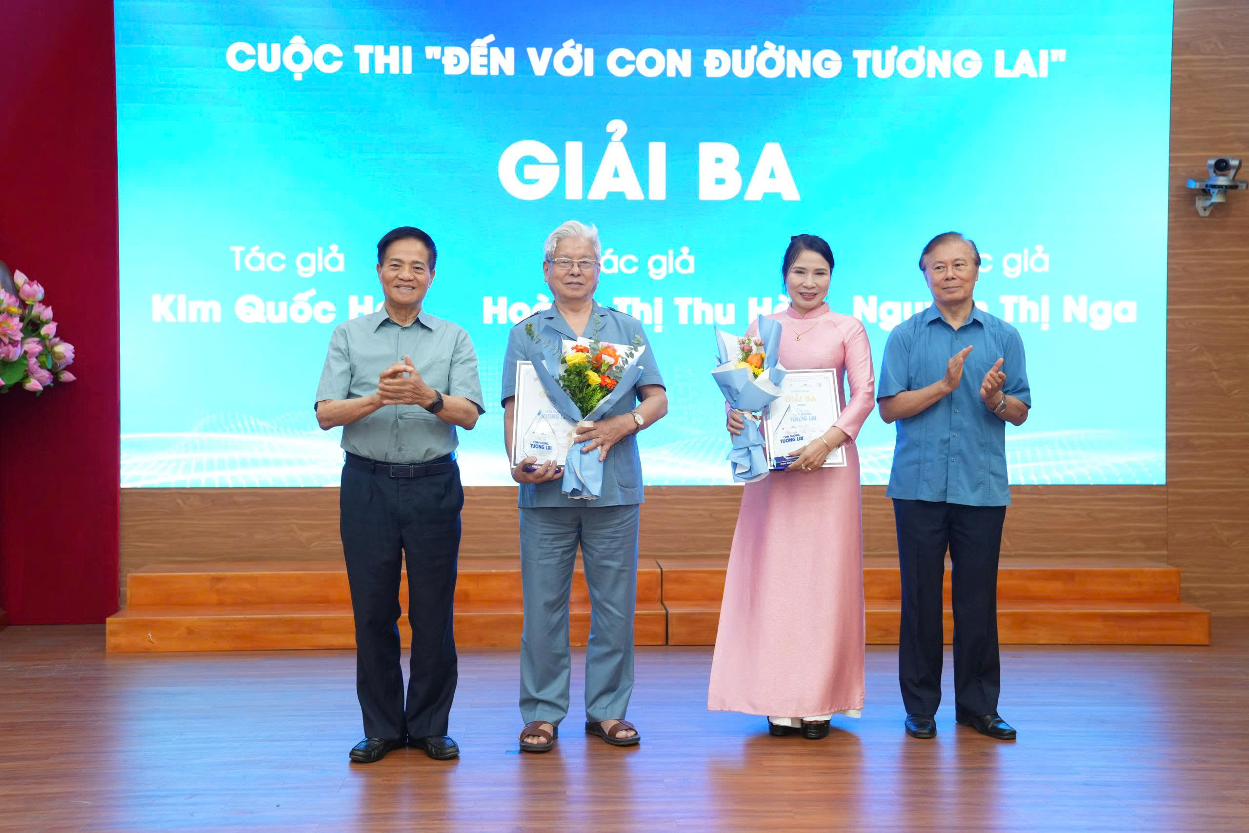Trao giải Cuộc thi “Đến với Con đường tương lai” và Phát động Cuộc thi “Lan tỏa tri thức Con đường tương lai” - 11