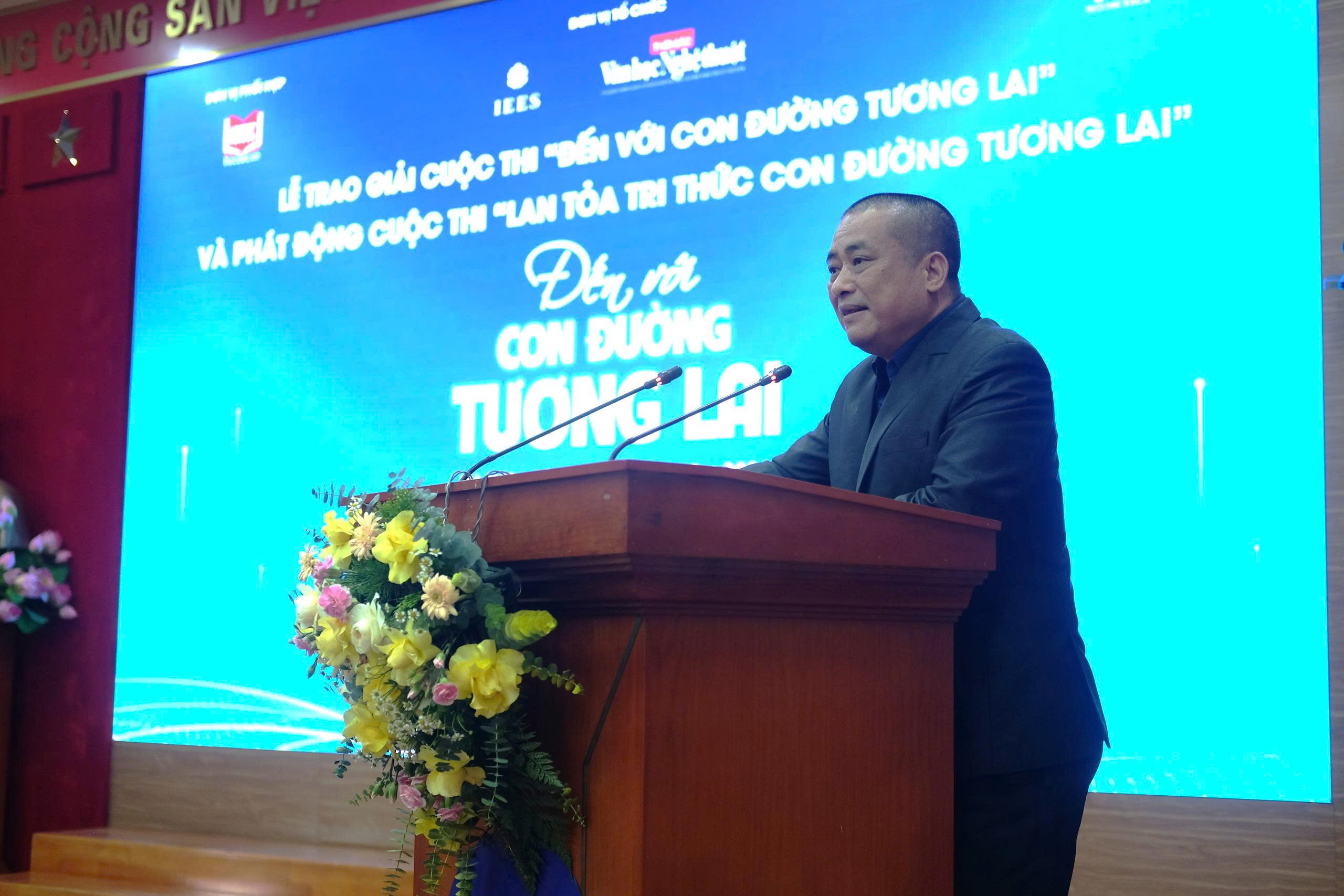 Trao giải Cuộc thi “Đến với Con đường tương lai” và Phát động Cuộc thi “Lan tỏa tri thức Con đường tương lai” - 4