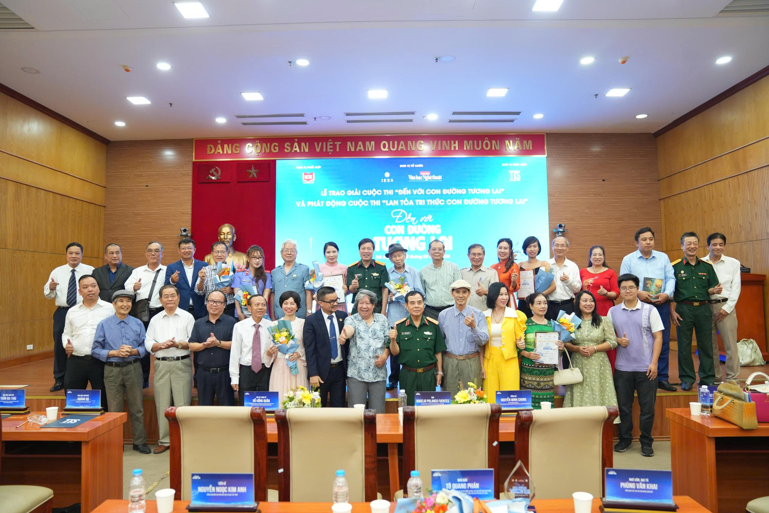 Thể lệ Cuộc thi Lan tỏa tri thức Con đường tương lai” - 1