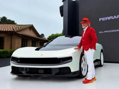 Giao thông - Chiếc Ferrari Luce đầu tiên xuất xưởng chốt giá hơn 1.000 tỷ đồng