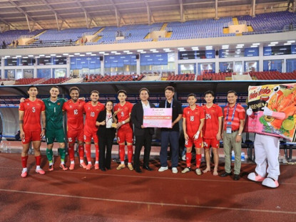 Thông tin doanh nghiệp - Hảo Hảo thưởng nóng 500 triệu đồng cho Đội tuyển Việt Nam khi giành quyền vào chung kết Hyundai ASEAN Cup 2026