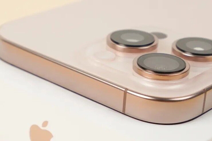 Chiếc iPhone vẫn đủ sức đấu các mẫu đời mới với giá hấp dẫn - 2