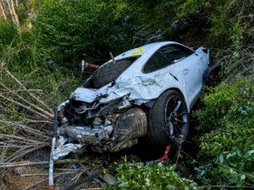 Porsche 911 GT3 RS bị nát tươm nhưng người lái vẫn an toàn