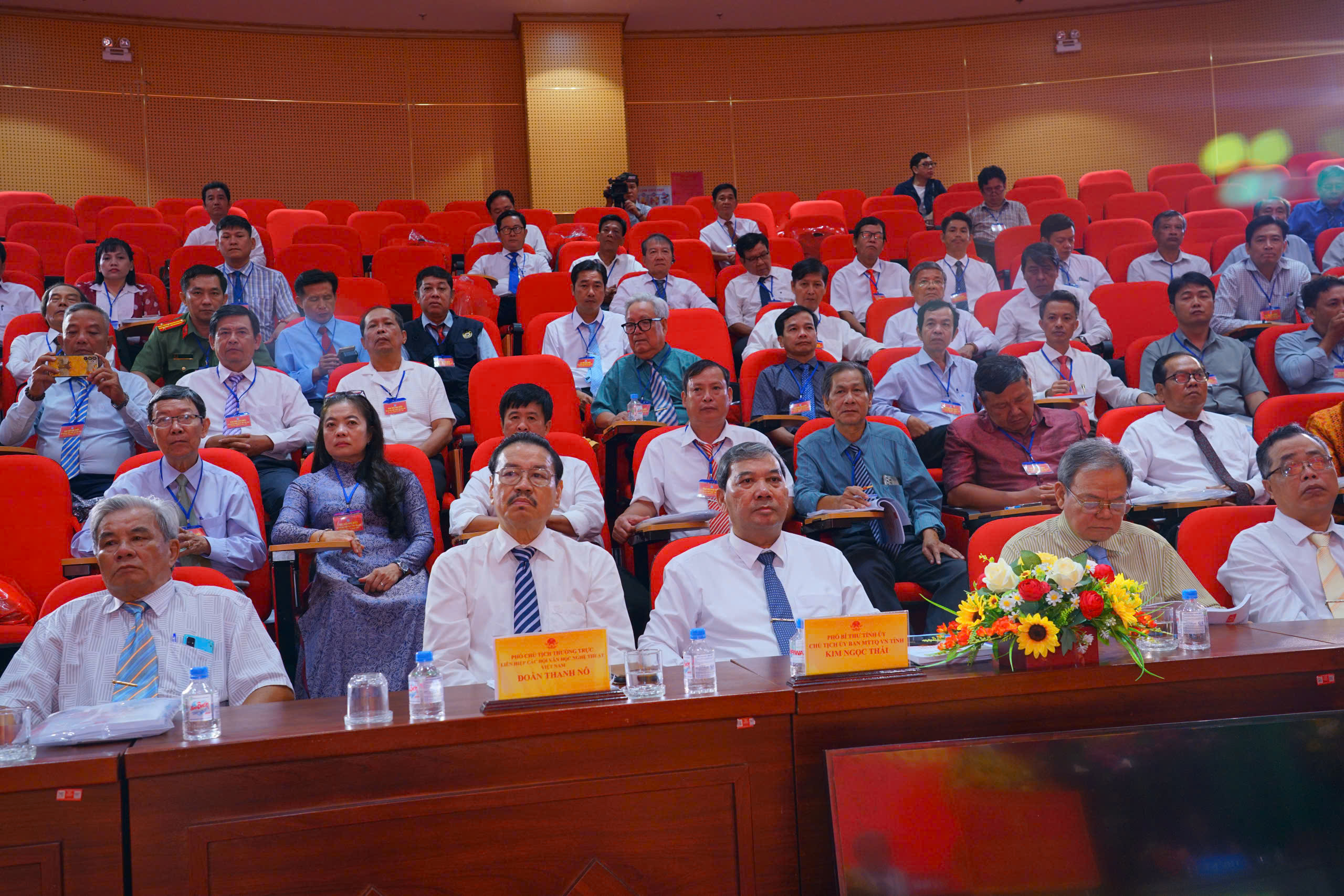 Ba dòng sông văn nghệ hợp lưu thành một dòng lớn - 2