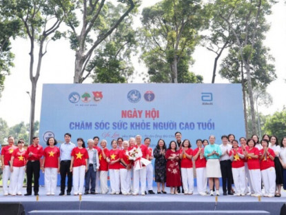 Thông tin doanh nghiệp - Thúc đẩy lão hóa khỏe mạnh: Hơn 1.000 người cao tuổi được tư vấn sức khỏe và dinh dưỡng tại TP.HCM