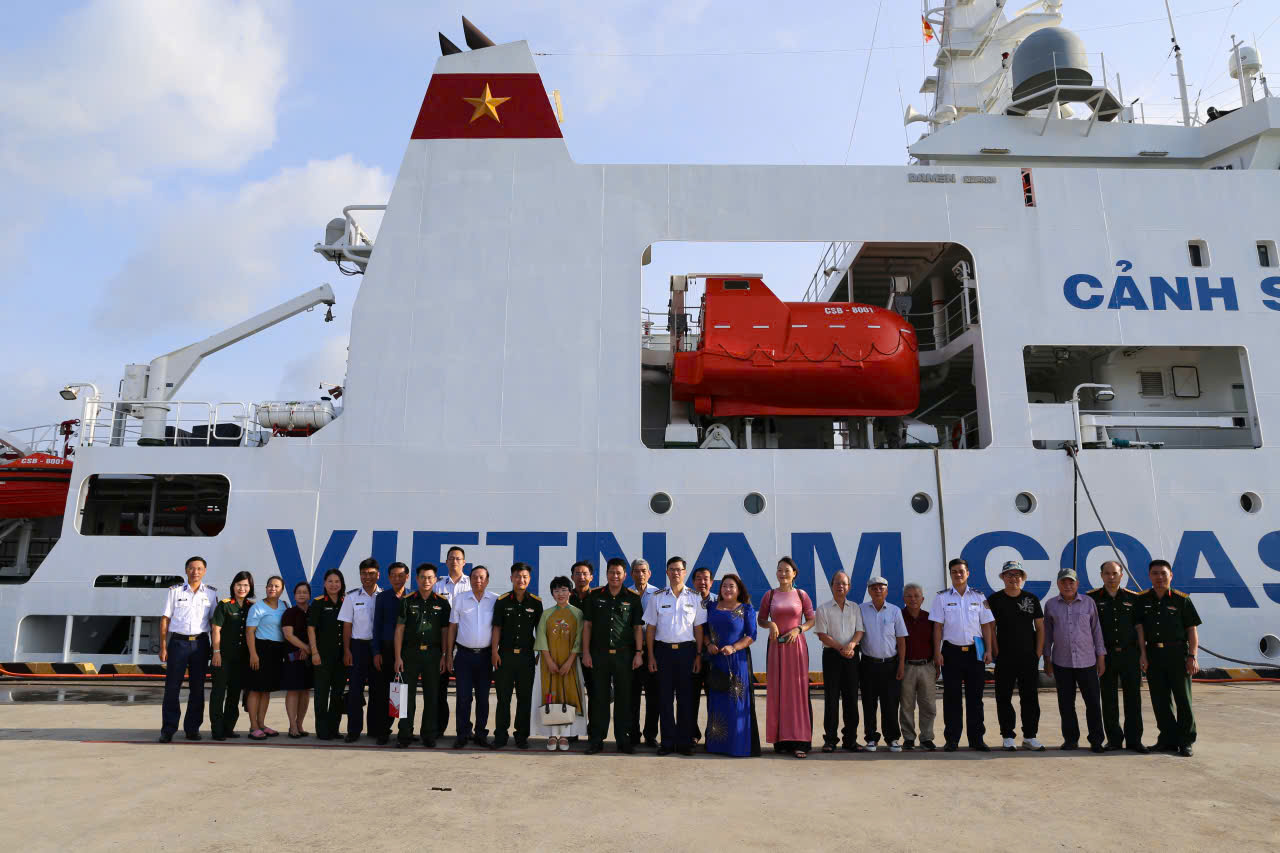 Tiếp nối mạch nguồn văn học lực lượng vũ trang - chiến tranh cách mạng - 1