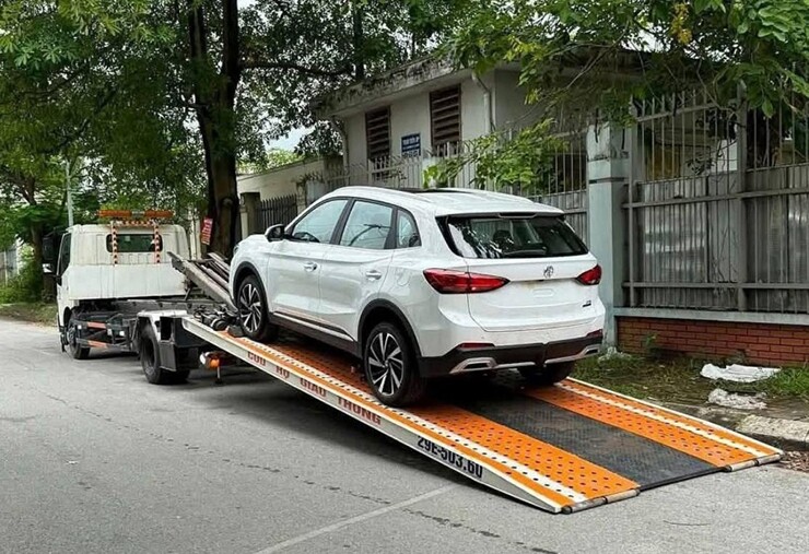 MG ZS giảm sâu chưa từng thấy, giá chỉ còn 378 triệu đồng - 2