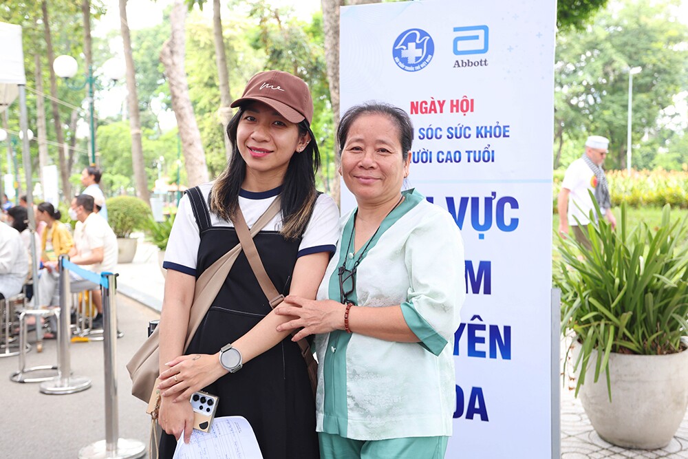Thúc đẩy lão hóa khỏe mạnh: Hơn 1.000 người cao tuổi được tư vấn sức khỏe và dinh dưỡng tại TP.HCM - 3
