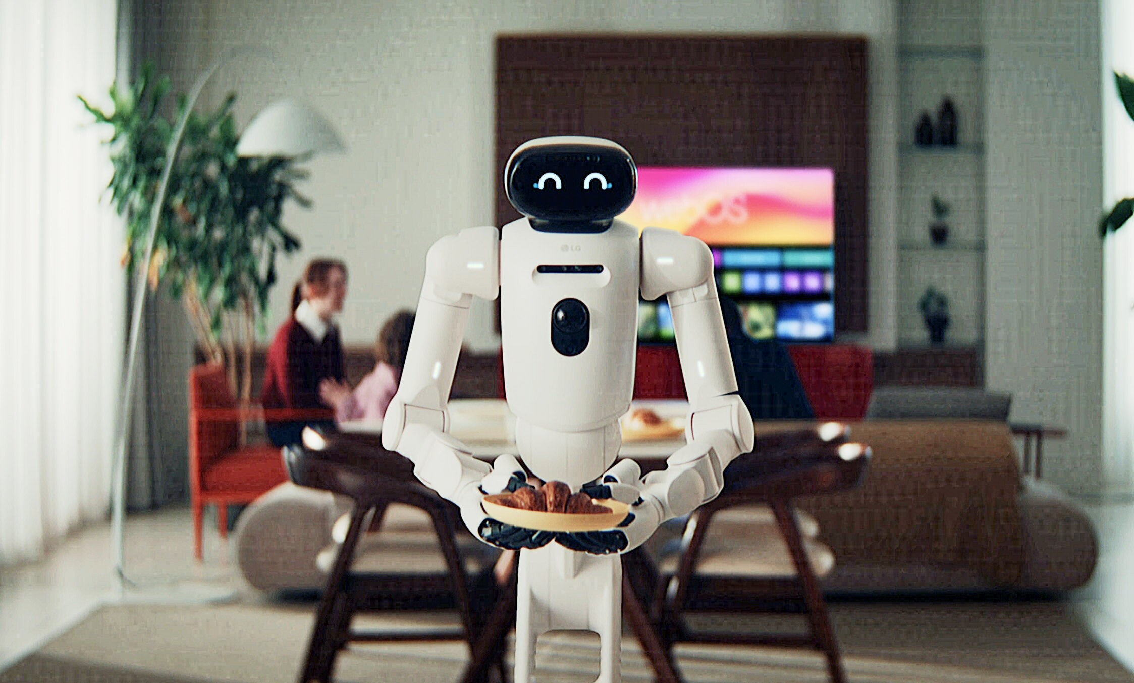 Từ TV siêu mỏng dán tường đến robot quản gia: cách LG đưa thiết kế gần hơn với đời sống - 4
