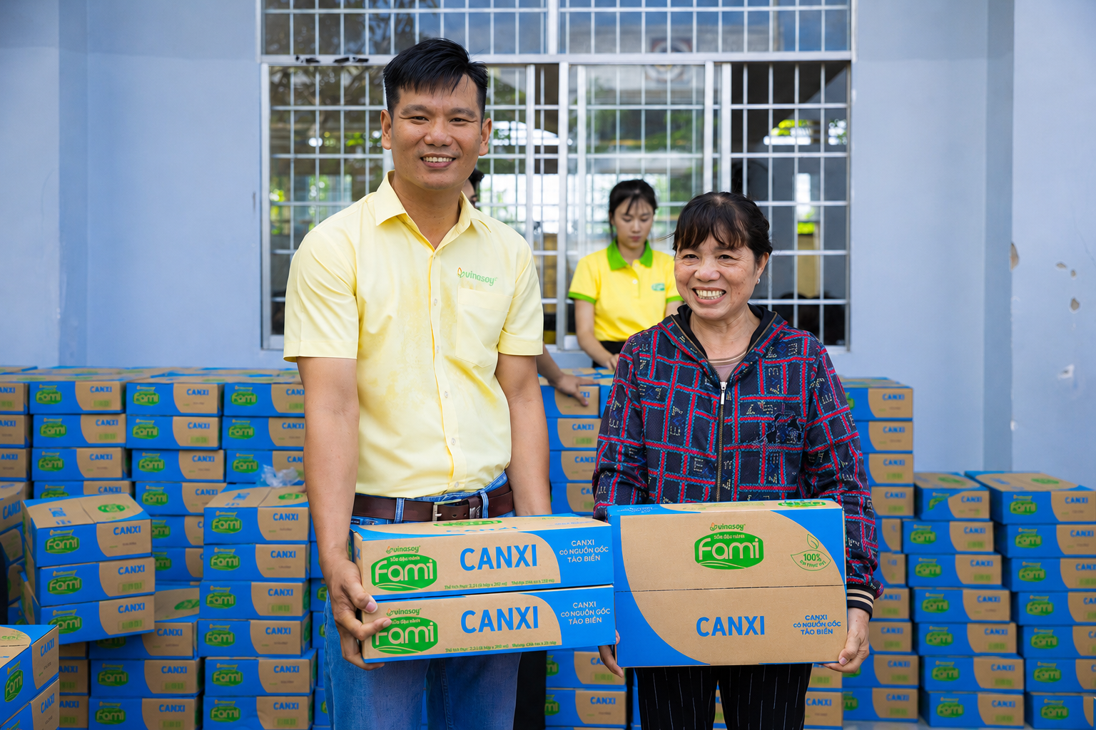 “Hạt vàng tự nhiên” tiếp tục hành trình trao dưỡng chất lành đến người dân An Giang - 3