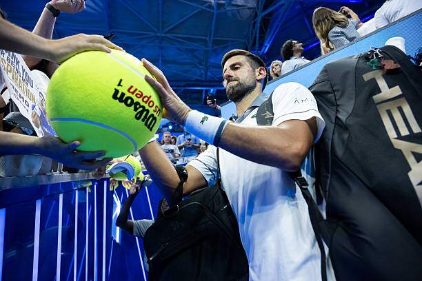 Djokovic bị loại sớm ở US Open: Kiệt sức vẫn không bỏ cuộc, vừa đấu vừa khóc - 5
