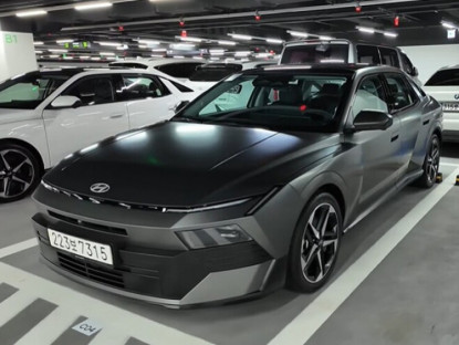 Giao thông - Ngắm Hyundai Elantra 2027 ngoài đời thực: Dáng mới cơ bắp, nội thất ngập công nghệ