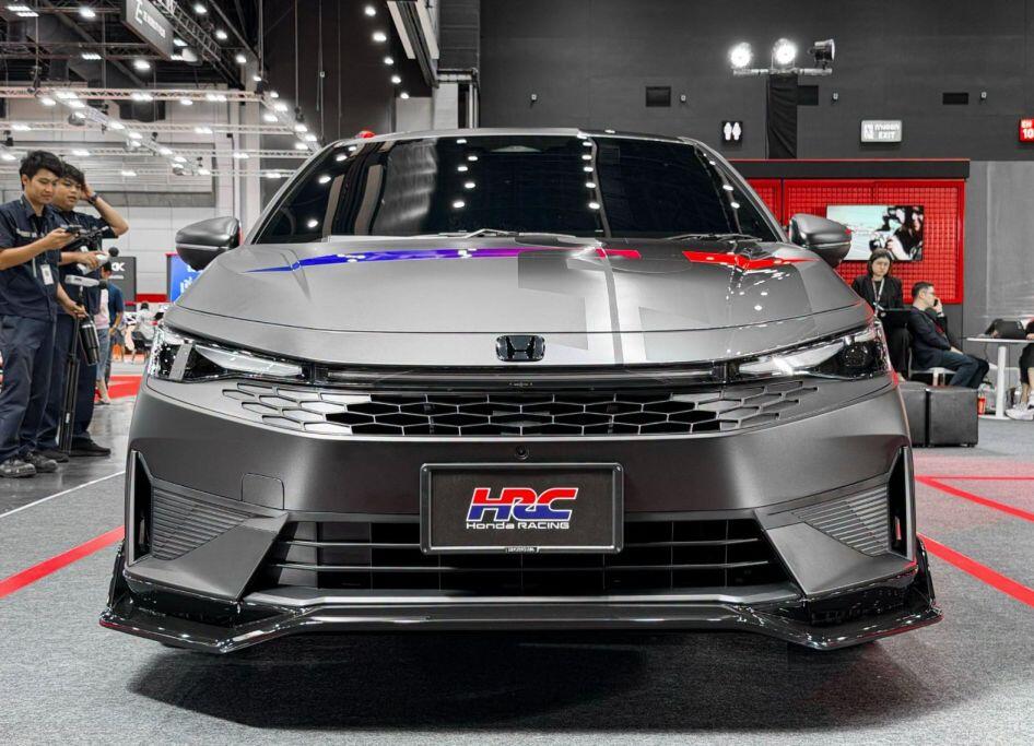 Xe ý tưởng Honda City Hatchback HRC Concept ra mắt thị trường Thái - 3