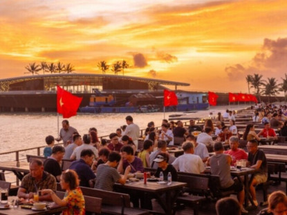 Thông tin doanh nghiệp - Du lịch Việt Nam "tăng nhiệt" từ Bắc chí Nam dịp Quốc khánh 2/9