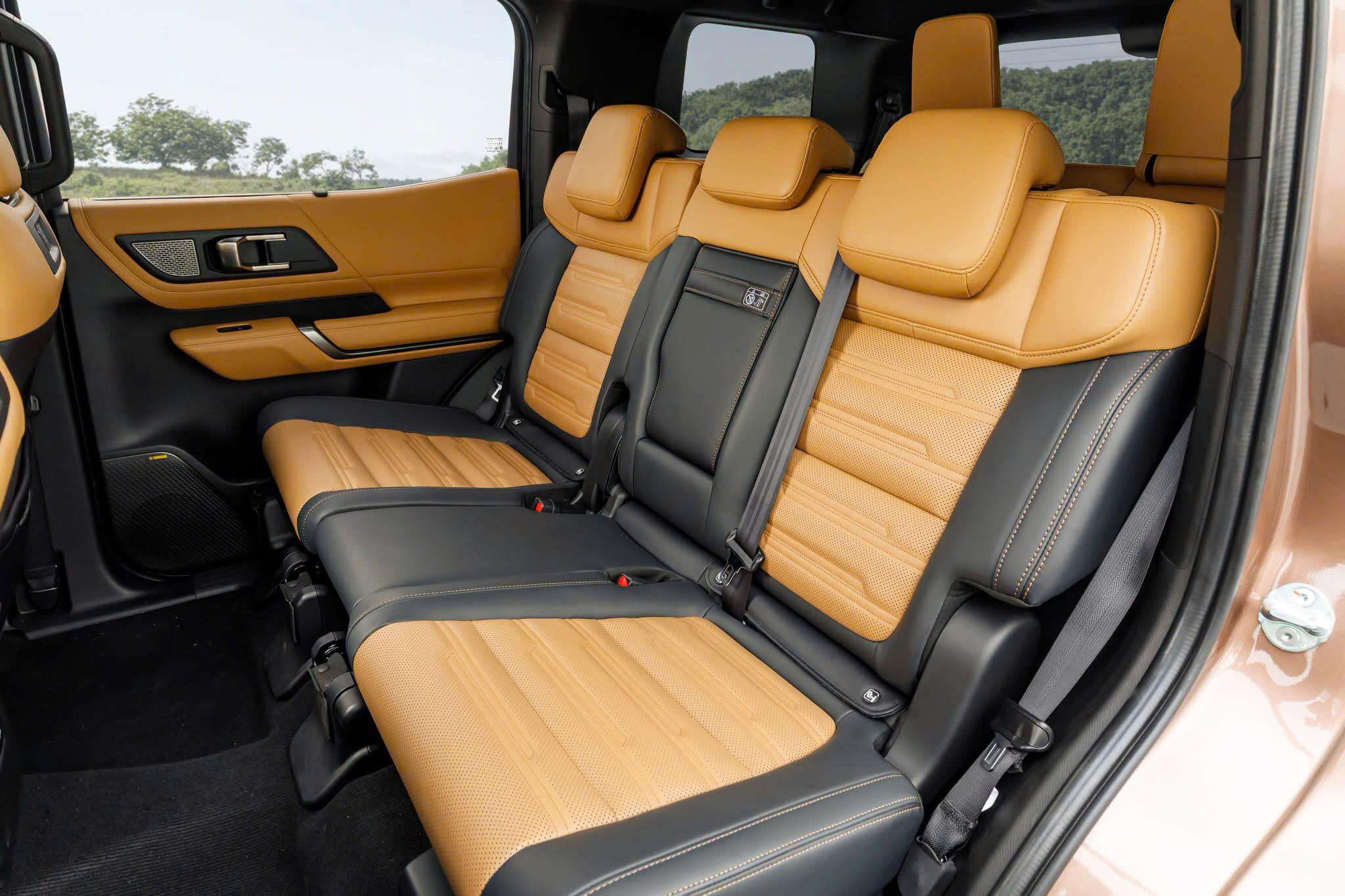 Mitsubishi Pajero thế hệ mới trình làng - 7