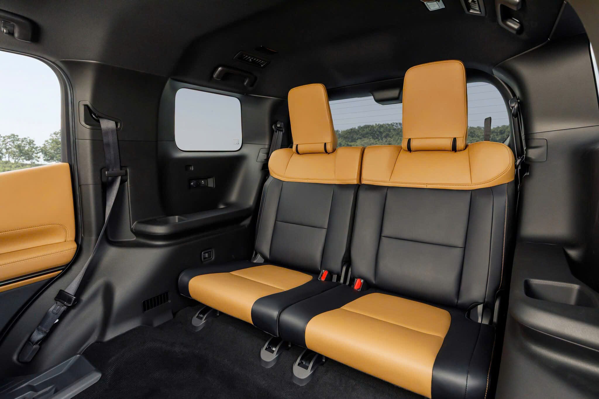 Mitsubishi Pajero thế hệ mới trình làng - 8