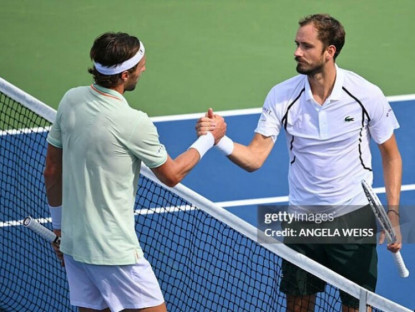 Thể thao - Rực lửa tennis US Open: Medvedev và Sabalenka thắng thuyết phục