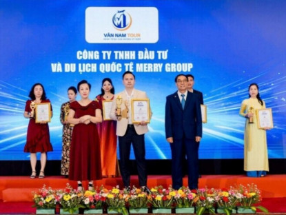 Thông tin doanh nghiệp - Vân Nam Tour &amp; Dấu ấn phát triển năm 2026: Khẳng định vị thế vượt trội phân khúc Tour Trung Quốc đường bộ