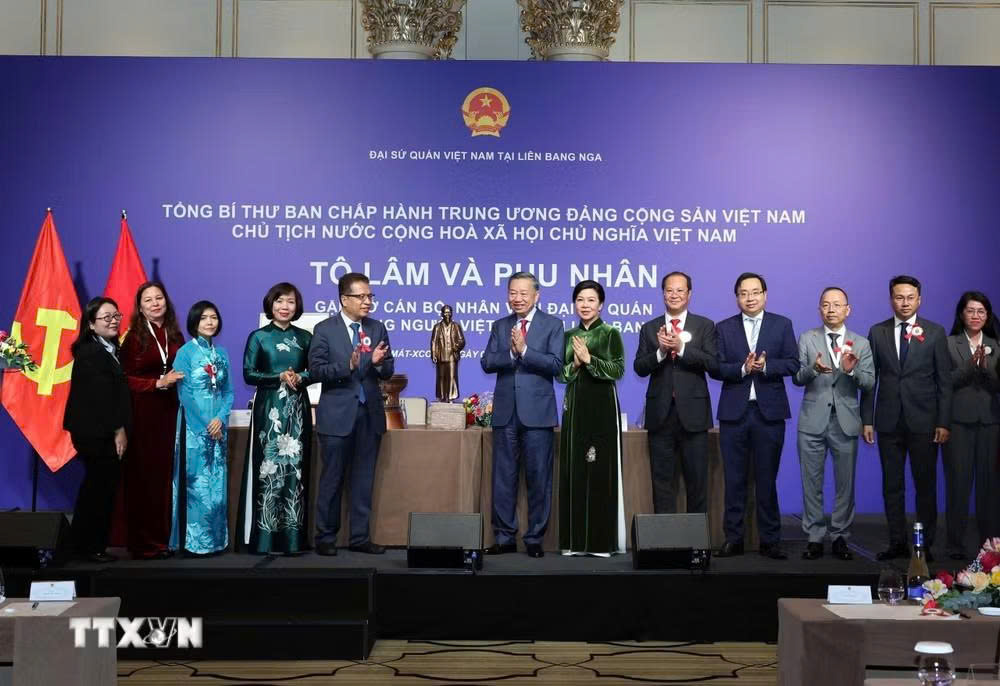 Tổng Bí thư, Chủ tịch nước mong doanh nhân người Việt tại Nga tiếp tục là hạt nhân thúc đẩy hợp tác hai nước - 2