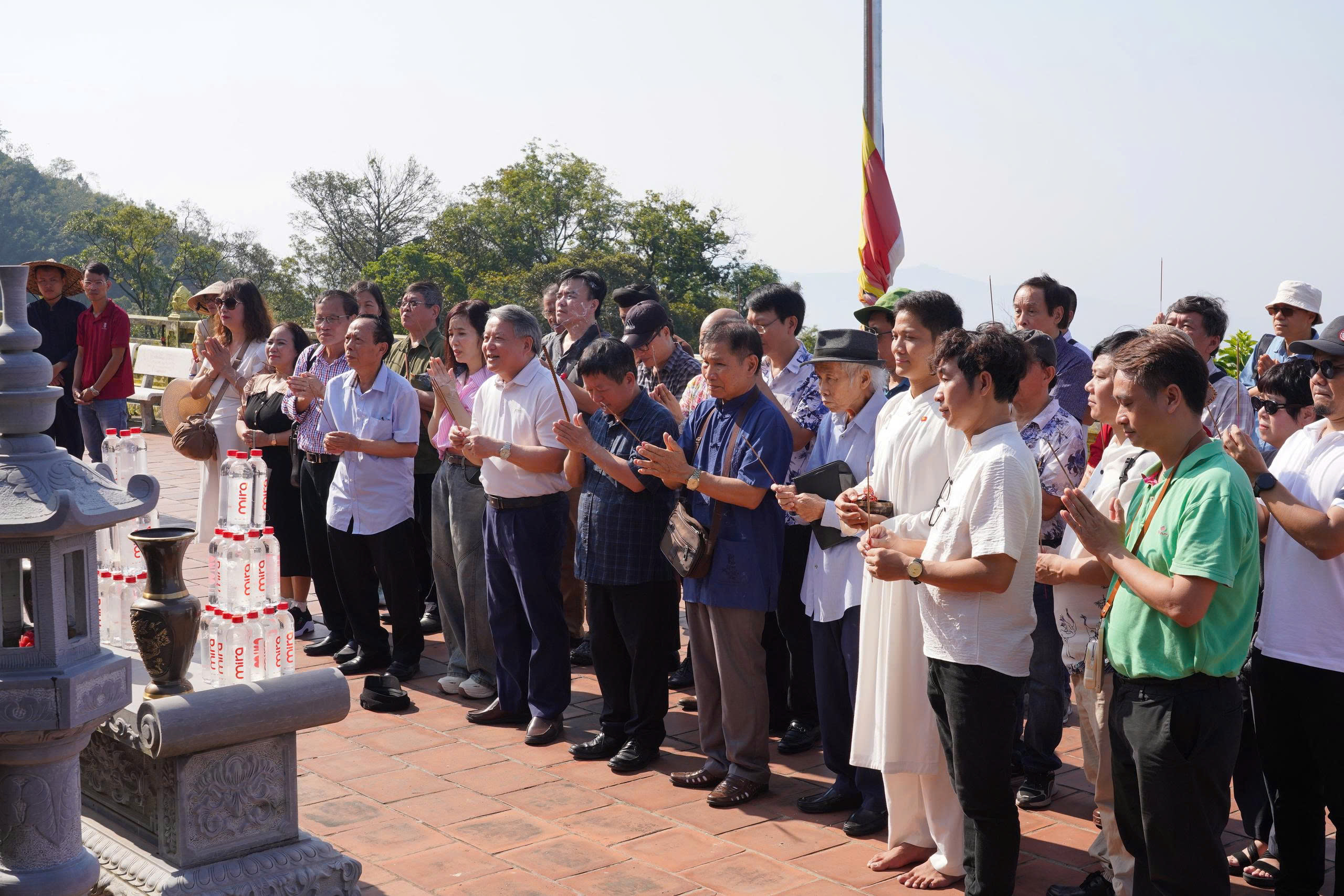 Lan tỏa giá trị di sản qua những sáng tạo văn học nghệ thuật - 1
