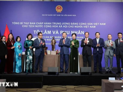 Tin Tức - Tổng Bí thư, Chủ tịch nước mong doanh nhân người Việt tại Nga tiếp tục là hạt nhân thúc đẩy hợp tác hai nước
