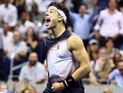 Thể thao - Địa chấn US Open: Shelton vỡ òa sau trận thắng lịch sử trước Alcaraz vào lúc 3h33 sáng