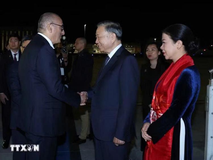 Tổng Bí thư, Chủ tịch nước Tô Lâm bắt đầu thăm chính thức Cộng hòa Pháp