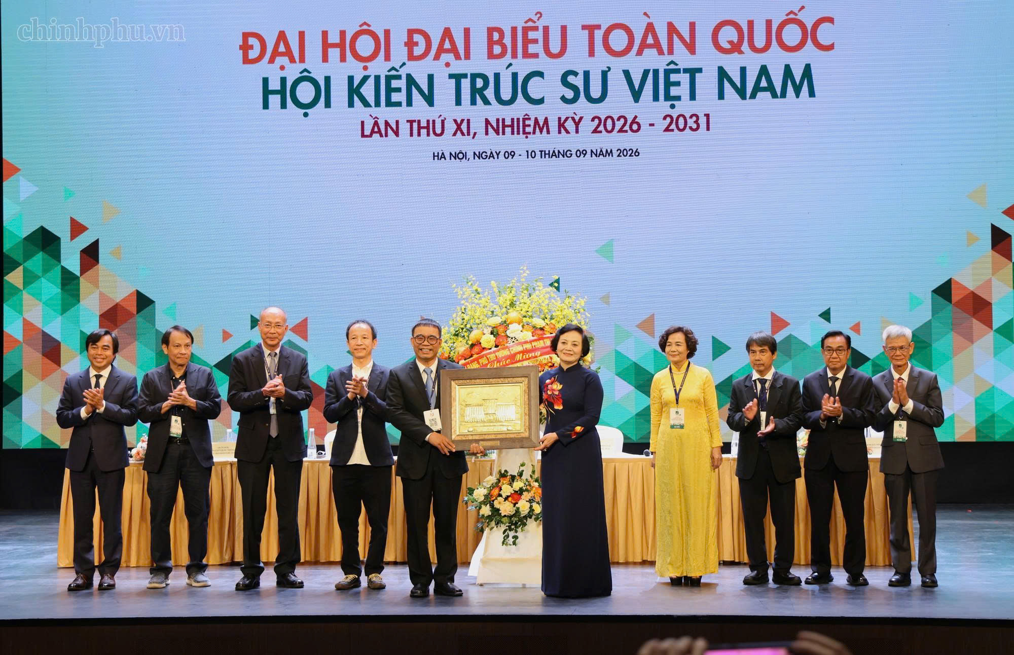 Phó Thủ tướng Phạm Thị Thanh Trà: 5 nhiệm vụ để kiến trúc đồng hành cùng đất nước trong kỷ nguyên mới - 1