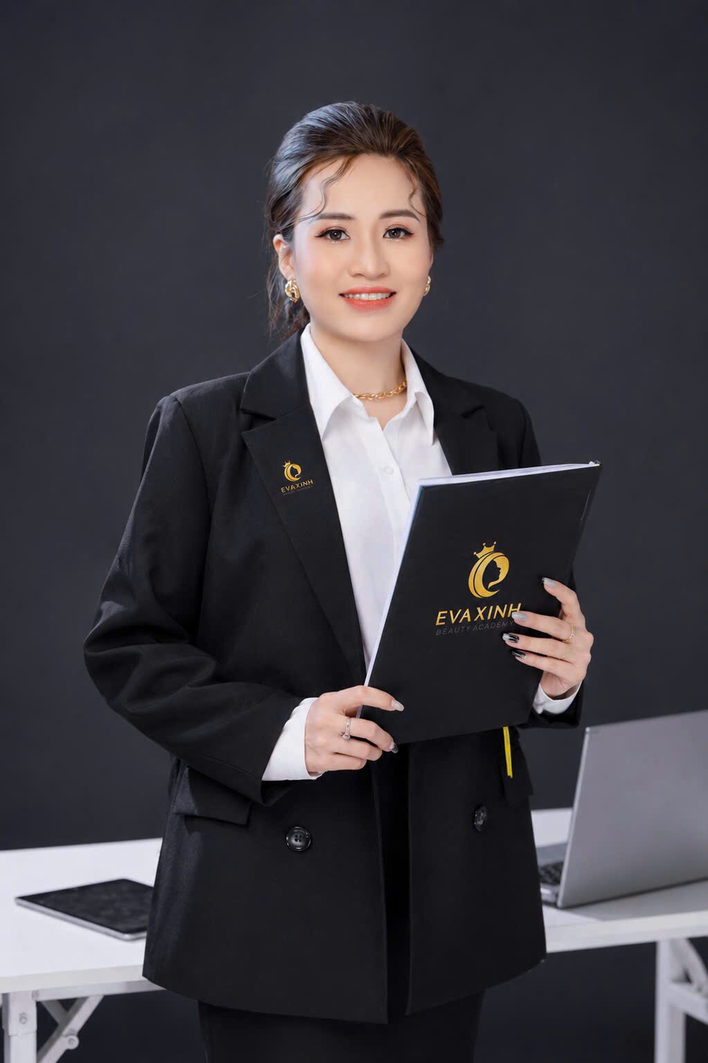 Master Thu Trang – Người thổi hồn vào từng đường nét phun thêu chuẩn quốc tế - 3