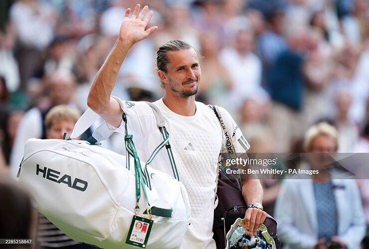 Nóng nhất thể thao sáng 13/9: Tay vợt Nga Khachanov bất ngờ chỉ trích Zverev - 1