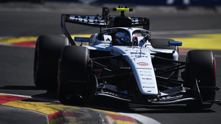 Đua xe F1, Spanish GP: Nhà đương kim vô địch đoạt pole đầu tiên tại Madring - 2