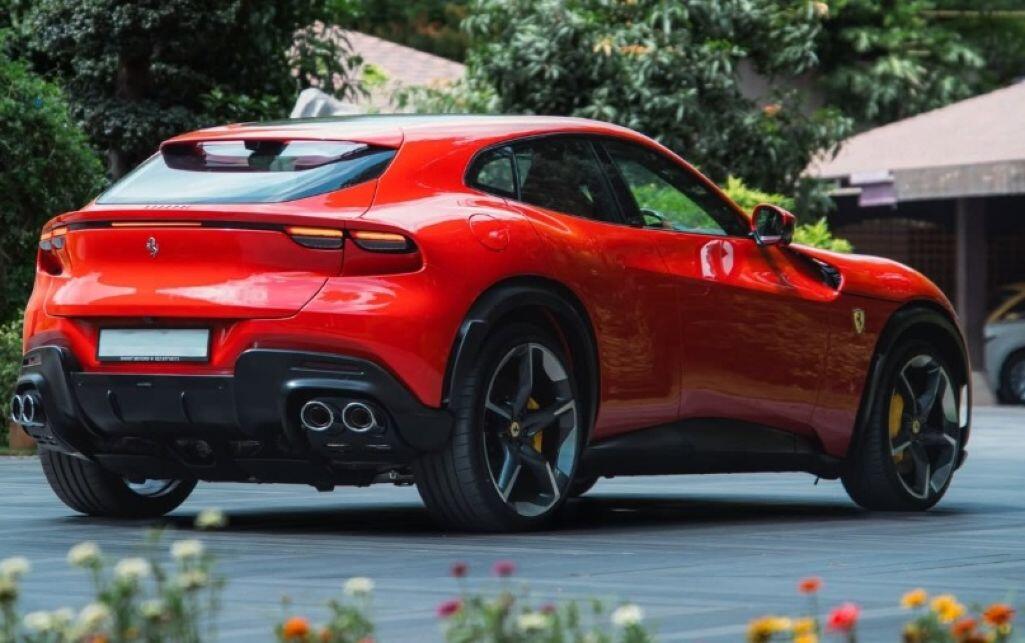 Đây là mẫu siêu SUV Ferrari Purosangue đầu tiên lăn bánh tại Việt Nam - 2