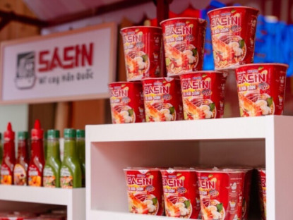 Thông tin doanh nghiệp - Sau 10 năm gắn liền với mì cay 7 cấp độ, Sasin đưa hương vị quen thuộc vào gian bếp Việt
