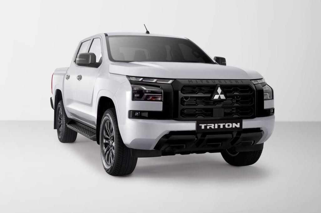 Mitsubishi Triton phiên bản 4WD AT Premium mới ra mắt thị trường Việt - 1