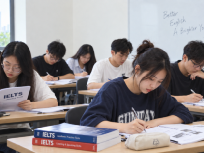 Thông tin doanh nghiệp - Sinh viên học IELTS ngay từ năm nhất: Nên hay không nên?