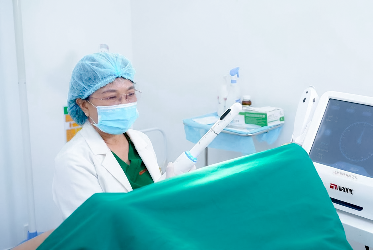 Điều trị viêm phụ khoa thế nào để hạn chế tái phát? BS.CKI Phạm Thị Sâm chia sẻ - 3