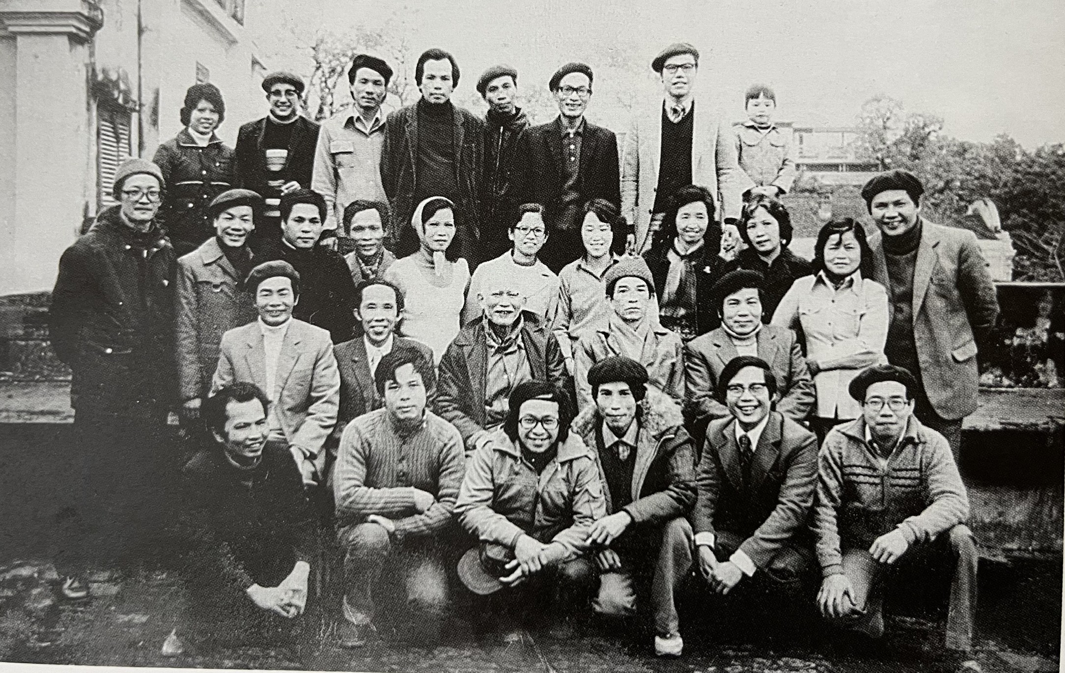 Lớp Văn khóa VIII Đại học Tổng hợp Hà Nội - lớp học hiếm có của một thế hệ đặc biệt - 5