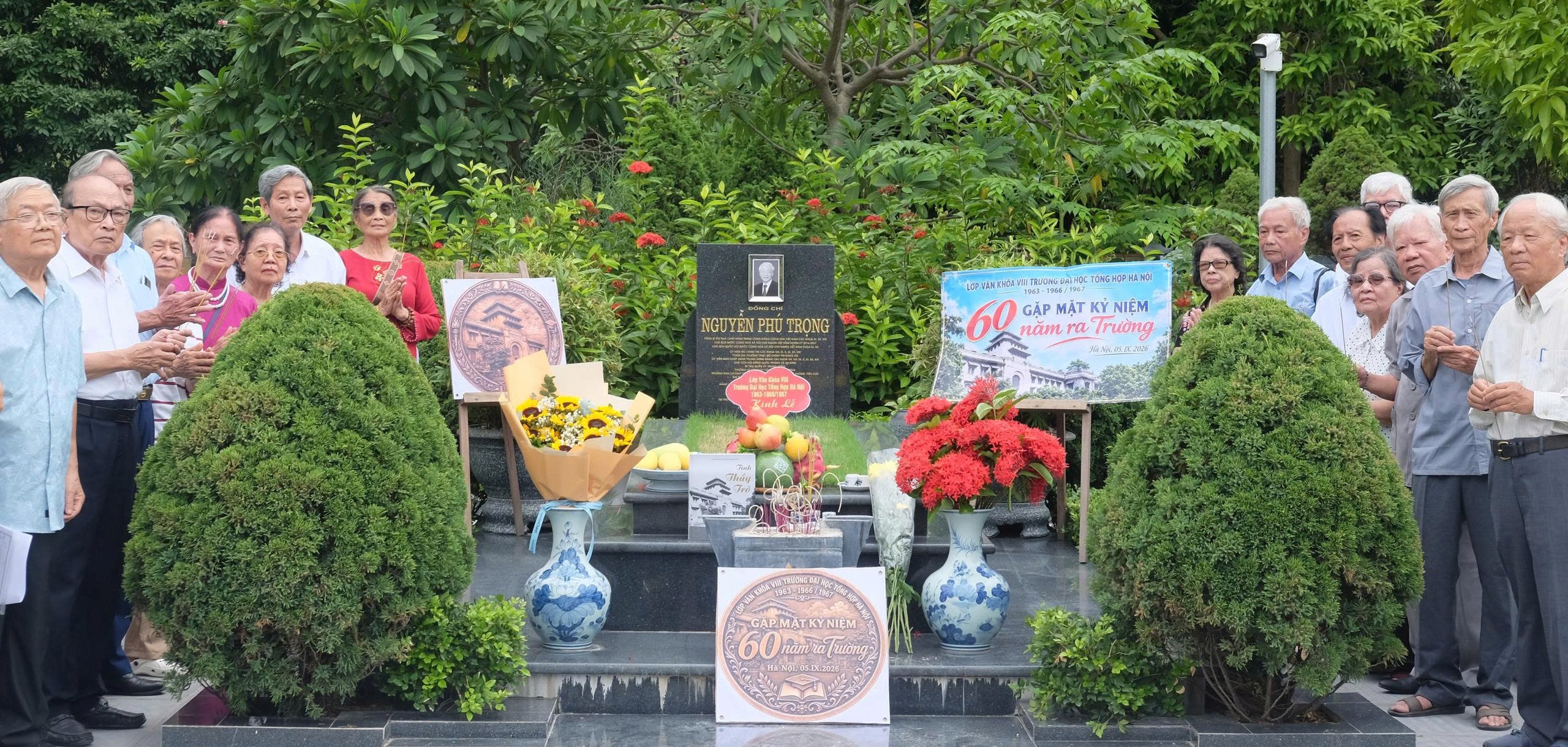 Lớp Văn khóa VIII Đại học Tổng hợp Hà Nội - lớp học hiếm có của một thế hệ đặc biệt - 9