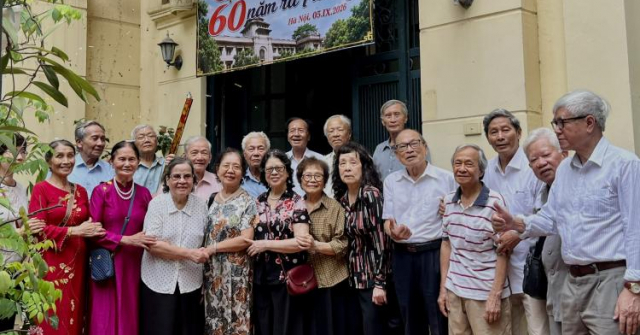 Lớp Văn khóa VIII Đại học Tổng hợp Hà Nội - lớp học hiếm có của một thế hệ đặc biệt